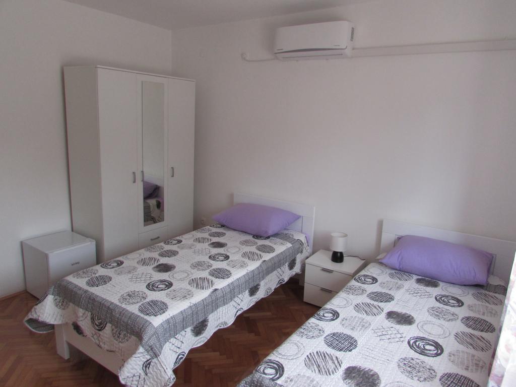 Room Bioci Šibenik Exteriör bild
