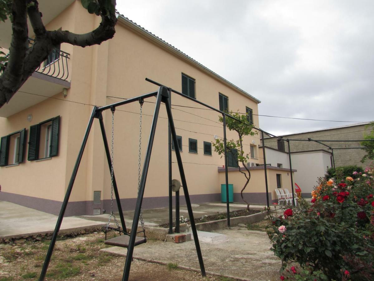 Room Bioci Šibenik Exteriör bild